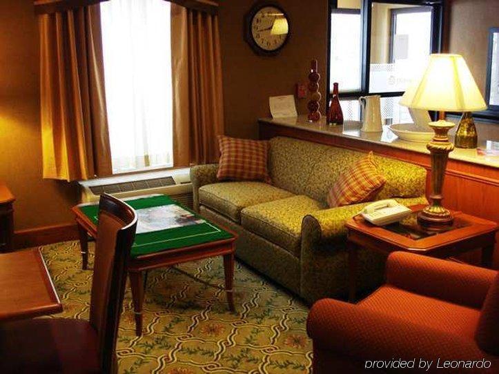 Hampton Inn Youngstown/Boardman Poland Δωμάτιο φωτογραφία